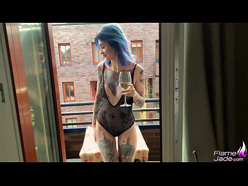 ❤️ අතිවිශිෂ්ට ගැහැණු ළමයා විවෘත අහස යට උගුරක් උරා බොමින් ආශාවෙන් කෙලවරයි si.pornjk.ru